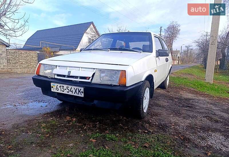 Хетчбек ВАЗ / Lada 2108 1989 в Краснограді