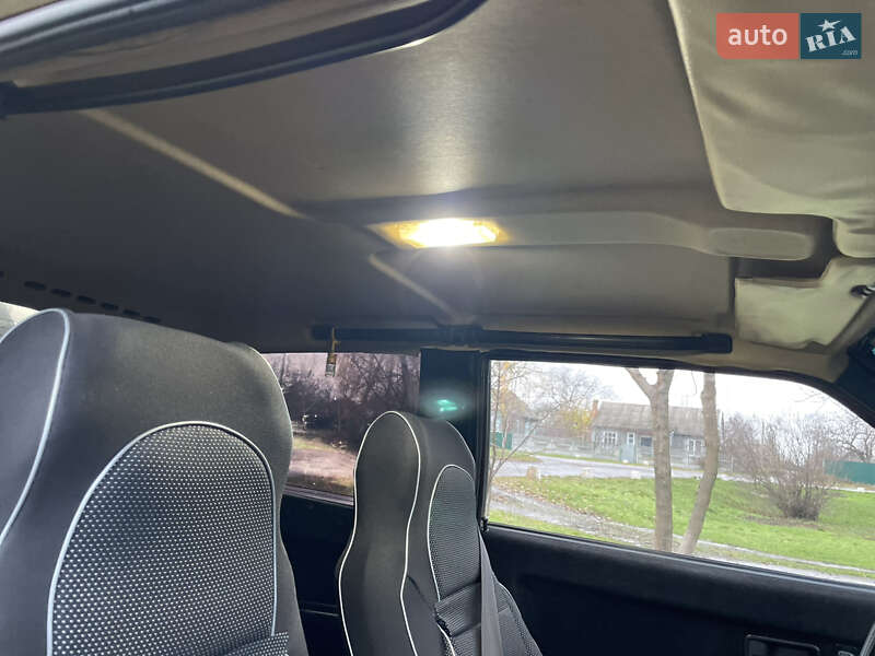 Хэтчбек ВАЗ / Lada 2108 1988 в Кривом Роге