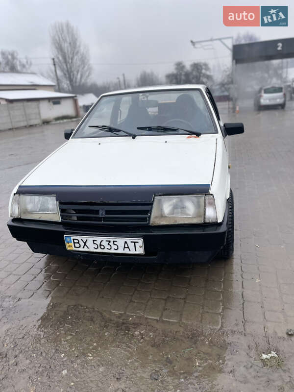 Хэтчбек ВАЗ / Lada 2108 1992 в Белогорье фото Хэтчбек ВАЗ / Lada 2108 1992 в Белогорье