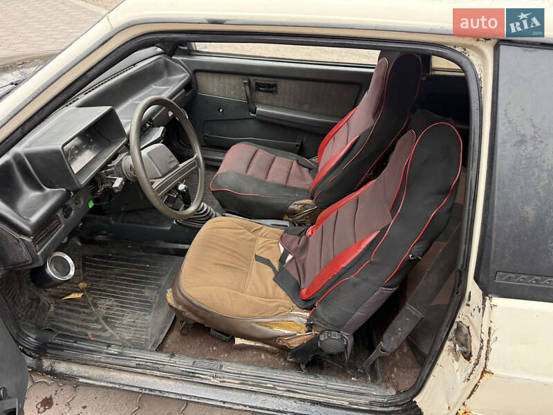 Хетчбек ВАЗ / Lada 2108 1988 в Дніпрі фото 11 Хетчбек ВАЗ / Lada 2108 1988 в Дніпрі