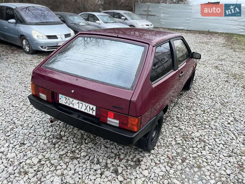 Хэтчбек ВАЗ / Lada 2108 1990 в Каменец-Подольском