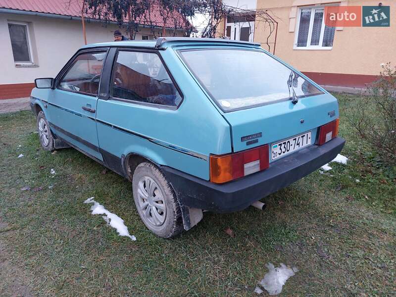 Хэтчбек ВАЗ / Lada 2108 1992 в Чорткове фото 5 Хэтчбек ВАЗ / Lada 2108 1992 в Чорткове