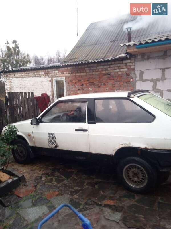 Хэтчбек ВАЗ / Lada 2108 1988 в Радомышле