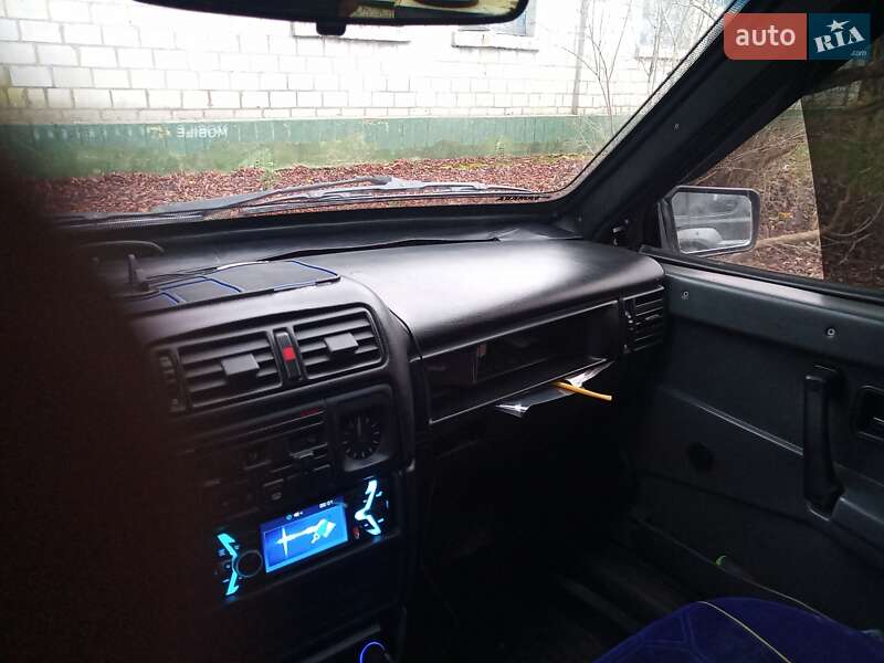 Хэтчбек ВАЗ / Lada 2108 1991 в Киеве фото 4 Хэтчбек ВАЗ / Lada 2108 1991 в Киеве