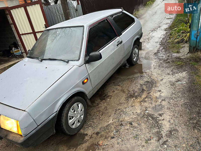 Хетчбек ВАЗ / Lada 2108 1988 в Києві