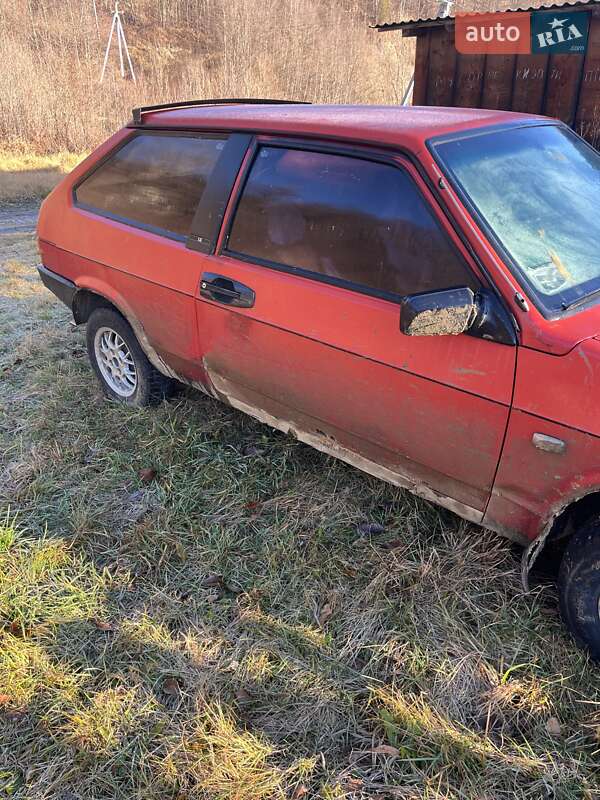 Хэтчбек ВАЗ / Lada 2108 1991 в Косове фото 4 Хэтчбек ВАЗ / Lada 2108 1991 в Косове