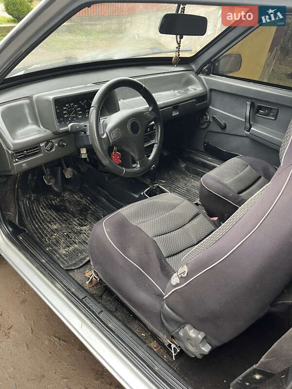 Хэтчбек ВАЗ / Lada 2108 1991 в Львове фото 8 Хэтчбек ВАЗ / Lada 2108 1991 в Львове