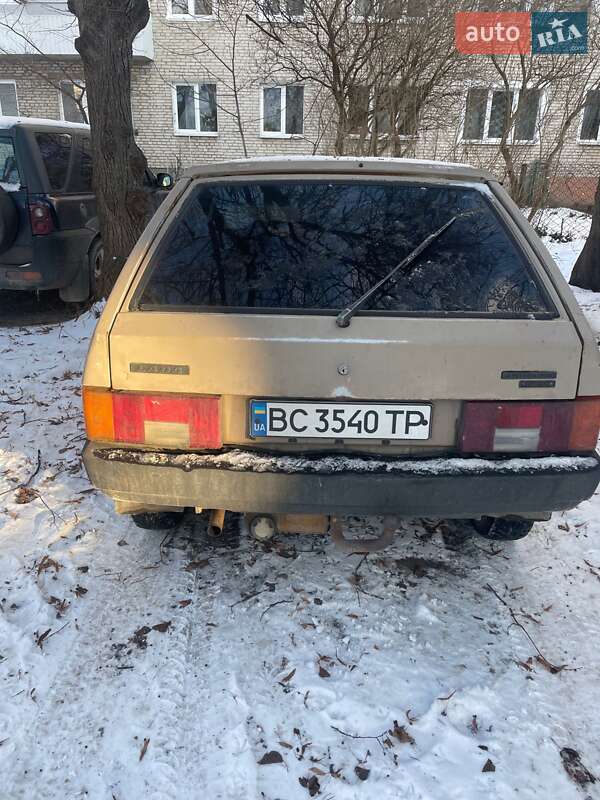 Хэтчбек ВАЗ / Lada 2108 1988 в Львове