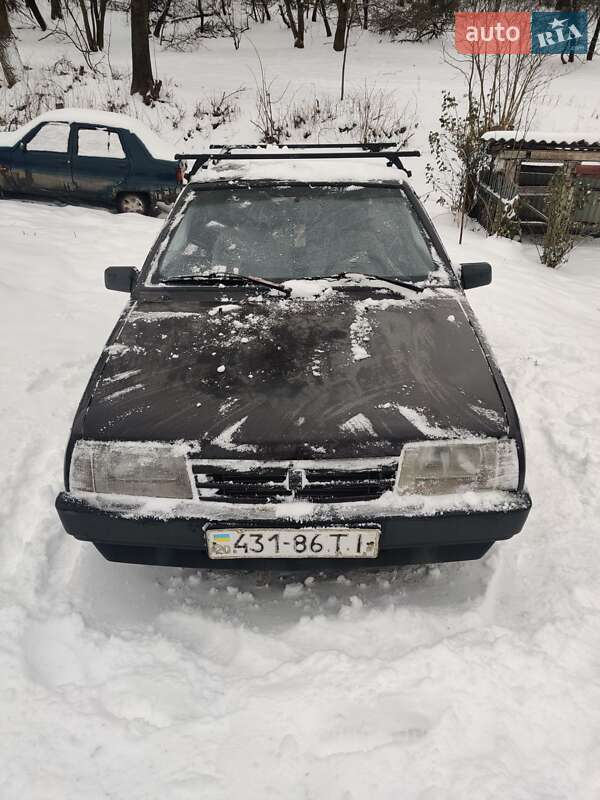 Хэтчбек ВАЗ / Lada 2108 1995 в Кременце фото 2 Хэтчбек ВАЗ / Lada 2108 1995 в Кременце