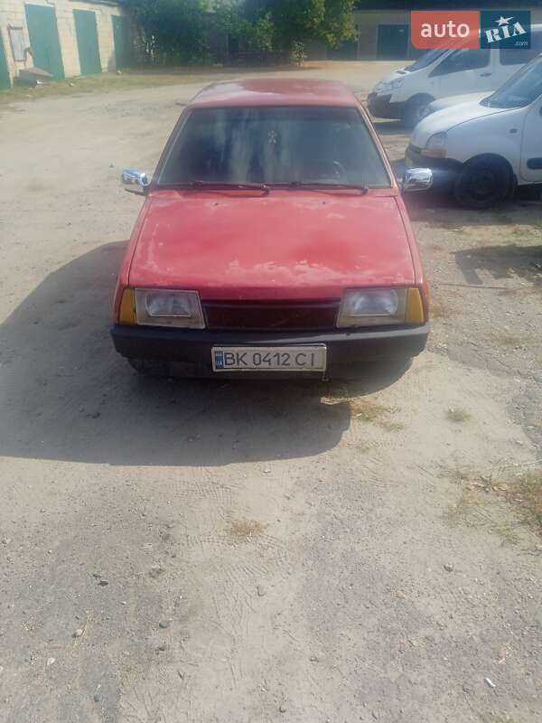 Хэтчбек ВАЗ / Lada 2108 1992 в Дубровице