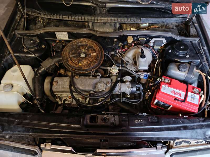 Хэтчбек ВАЗ / Lada 2108 1992 в Кривом Роге фото 7 Хэтчбек ВАЗ / Lada 2108 1992 в Кривом Роге