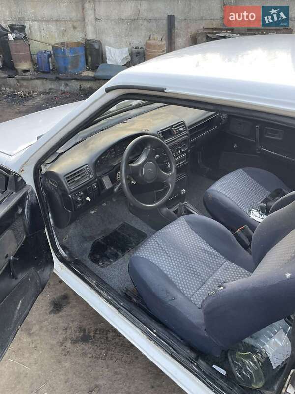 Хэтчбек ВАЗ / Lada 2108 1990 в Стебнику фото 2 Хэтчбек ВАЗ / Lada 2108 1990 в Стебнику