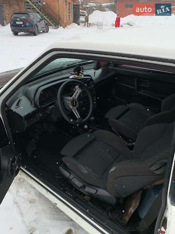 Хэтчбек ВАЗ / Lada 2108 1988 в Чернигове фото 5 Хэтчбек ВАЗ / Lada 2108 1988 в Чернигове