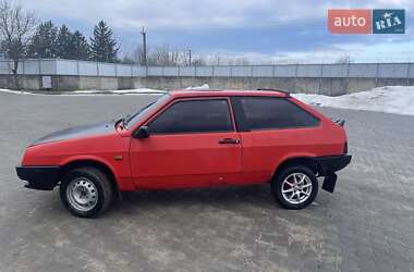Хэтчбек ВАЗ 2108 1992 в Луцке