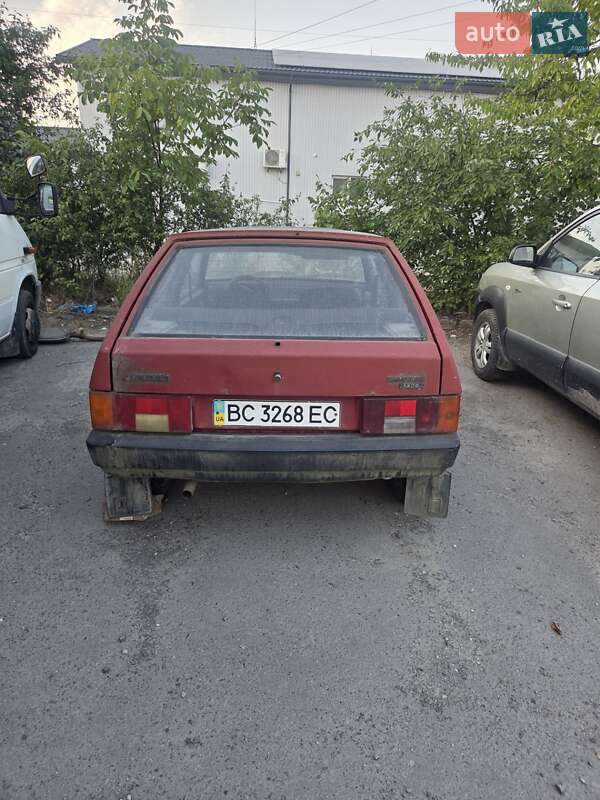 Хэтчбек ВАЗ / Lada 2108 1992 в Львове фото 4 Хэтчбек ВАЗ / Lada 2108 1992 в Львове