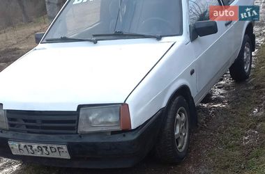 Хэтчбек ВАЗ 2108 1990 в Великом Березном