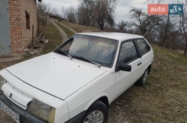 Хетчбек ВАЗ 2108 1991 в Вижниці