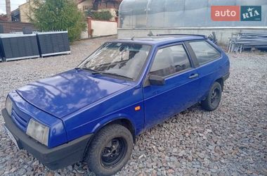 Хэтчбек ВАЗ 2108 1988 в Львове