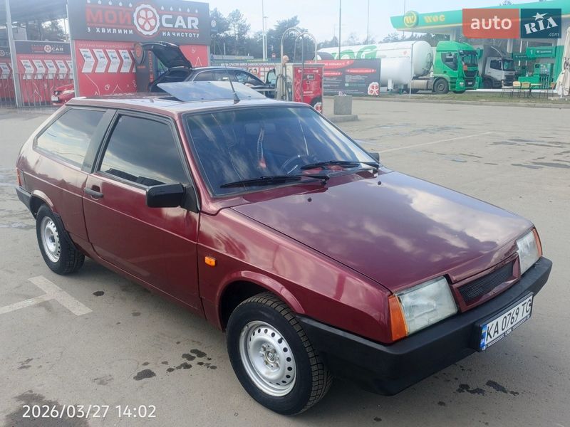 Хетчбек ВАЗ / Lada 2108 1992 в Києві