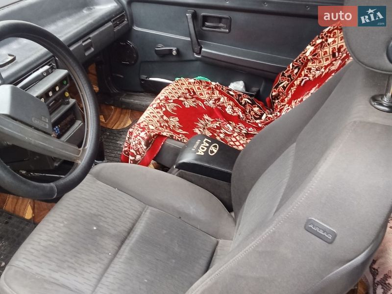 Хэтчбек ВАЗ / Lada 2108 1992 в Перемышлянах