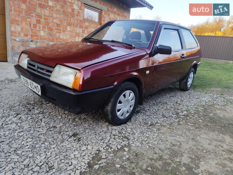 Хэтчбек ВАЗ / Lada 2108 1987 в Черновцах фото Хэтчбек ВАЗ / Lada 2108 1987 в Черновцах