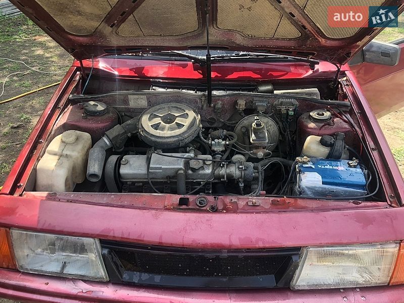 Хэтчбек ВАЗ / Lada 2108 1985 в Турийске
