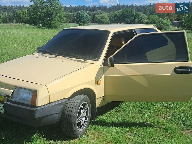 Хэтчбек ВАЗ / Lada 2108 1987 в Малине
