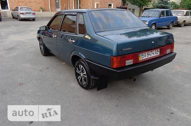 Седан ВАЗ / Lada 21099 2003 в Кропивницком