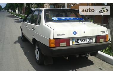 Седан ВАЗ / Lada 21099 1993 в Немирове