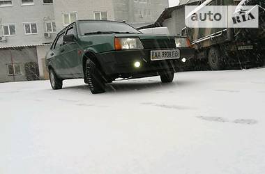 Седан ВАЗ / Lada 21099 2006 в Киеве