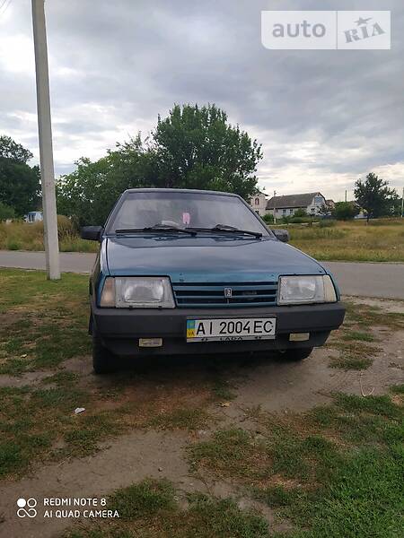 Седан ВАЗ / Lada 21099 2001 в Миронівці