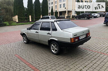 Седан ВАЗ / Lada 21099 2003 в Сваляве