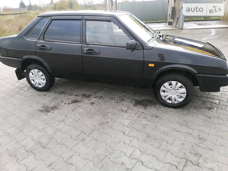 Седан ВАЗ / Lada 21099 2008 в Луцьку