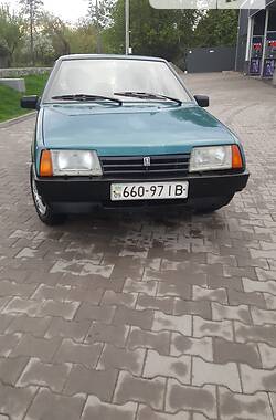 Седан ВАЗ / Lada 21099 2001 в Бурштыне