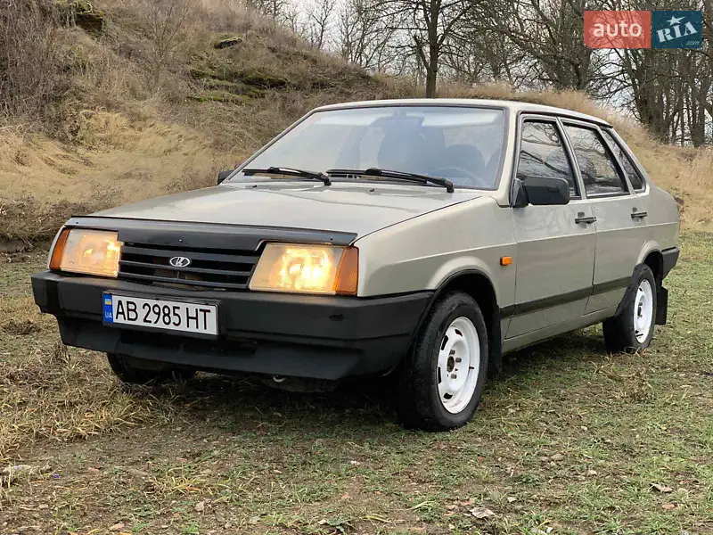 ВАЗ / Lada 21099