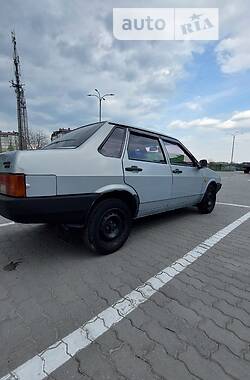 Седан ВАЗ / Lada 21099 2004 в Ивано-Франковске