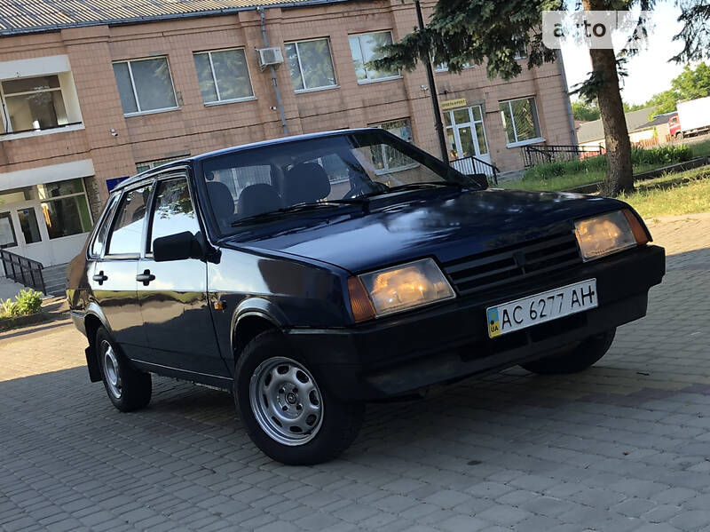 Седан ВАЗ / Lada 21099 2006 в Луцке