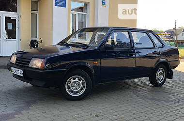 Седан ВАЗ / Lada 21099 2006 в Луцке