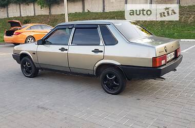 Седан ВАЗ / Lada 21099 2003 в Тернополе