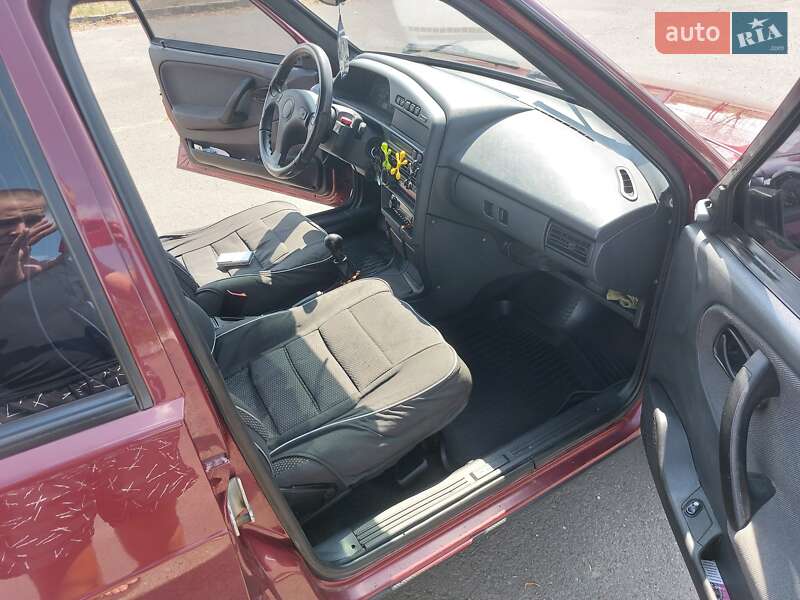 Седан ВАЗ / Lada 21099 2006 в Берегово фото 3 Седан ВАЗ / Lada 21099 2006 в Берегово