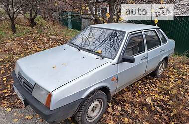 Седан ВАЗ / Lada 21099 2004 в Харькове