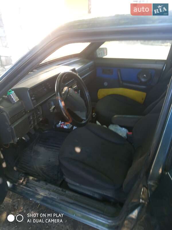 Хетчбек ВАЗ / Lada 21099 2005 в Царичанці фото 8 Хетчбек ВАЗ / Lada 21099 2005 в Царичанці