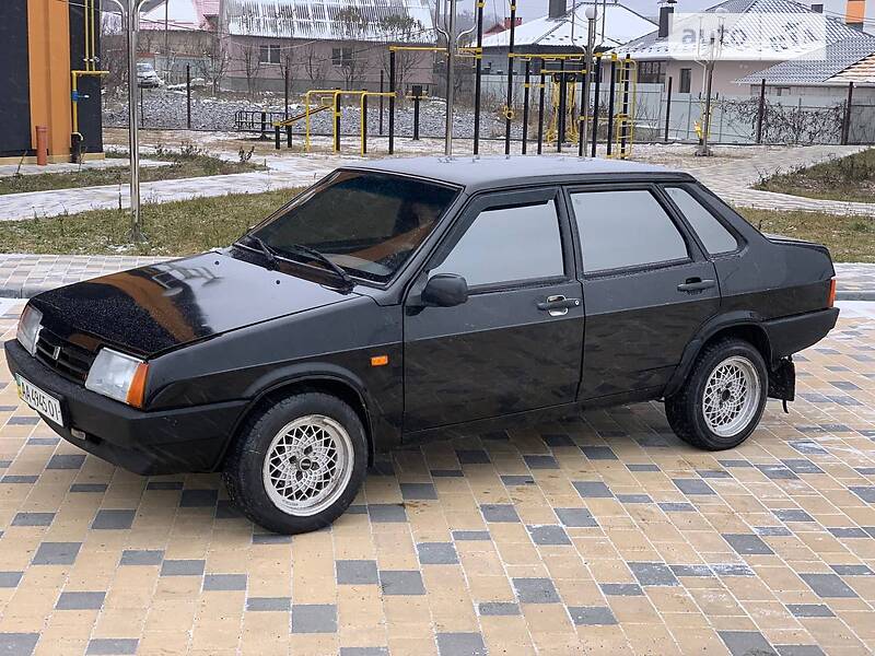 AUTO.RIA – Продам VAZ / Лада 21099 2008 бензин 1.5 седан бу
