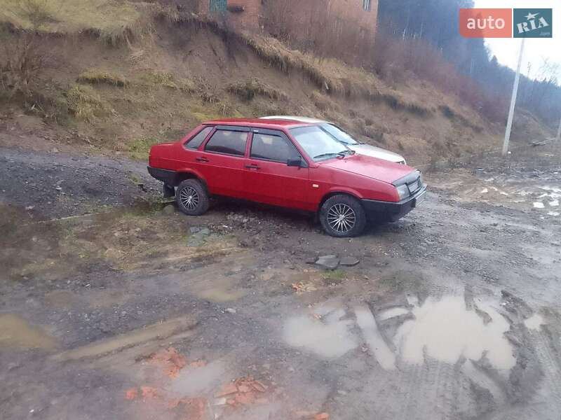 Седан ВАЗ / Lada 21099 2009 в Ужгороде