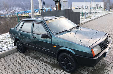 Седан ВАЗ / Lada 21099 2004 в Вижниці