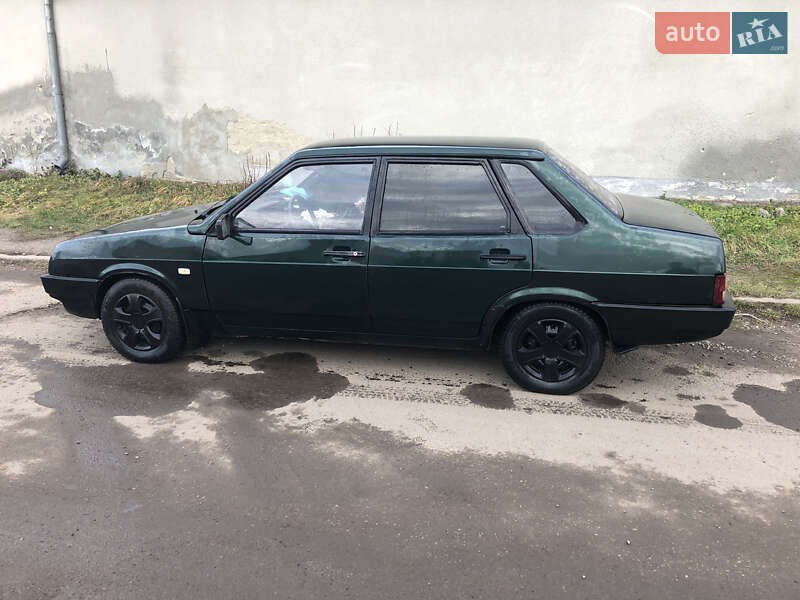 Седан ВАЗ 21099 2002 в 