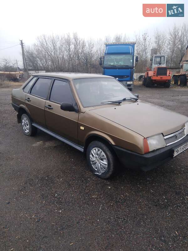 Седан ВАЗ / Lada 21099 2000 в Чуднові