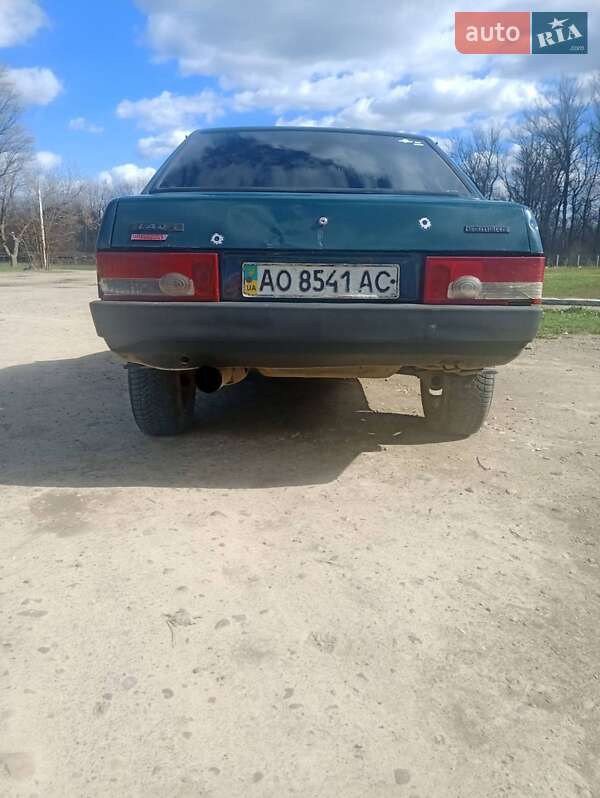 Седан ВАЗ / Lada 21099 2005 в Косові