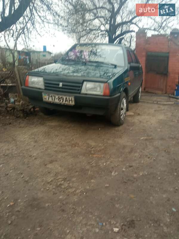 Седан ВАЗ / Lada 21099 1995 в Днепре