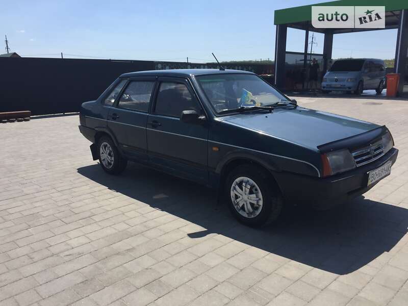 Седан ВАЗ / Lada 21099 2001 в Каменец-Подольском